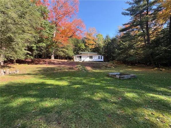 2271 Rhine Run Rd, Russell, PA 16345