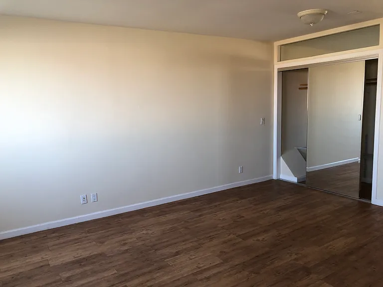 76 Risel Ave #A — Photo 4