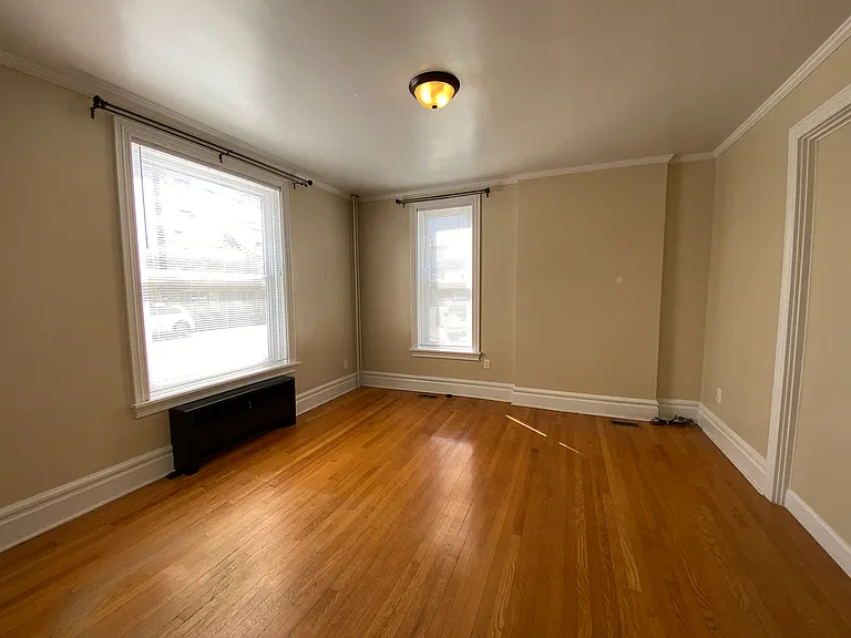 25 E North St — Photo 5