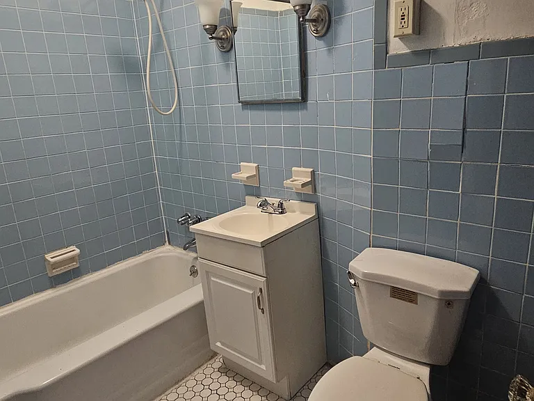 3287 E Thompson St #2 — Photo 11