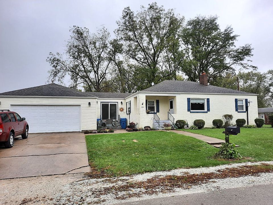 1st image of 310 Alma St