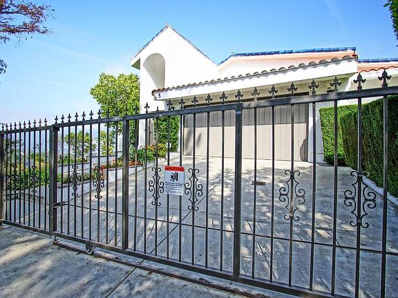 2nd image of 4335 Vista Pl