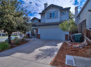 2 Golf Club Ct, Pittsburg, CA 94565