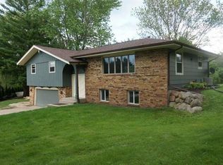 6413 Carradale Ct, Caledonia, IL 61011