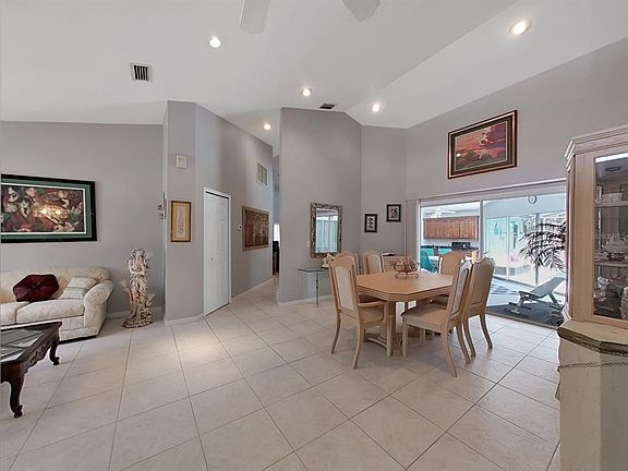 5th image of 4919 Klosterman Oaks Blvd