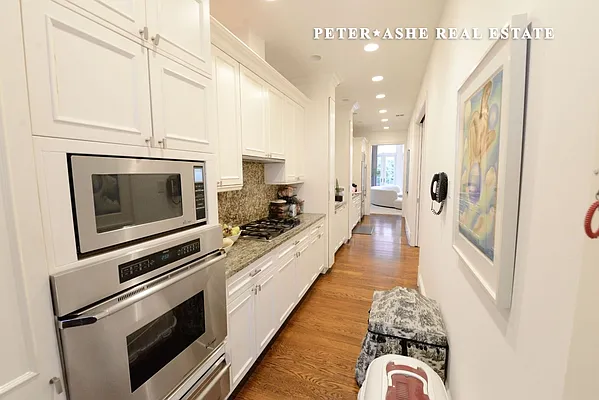 Rented by Peter Ashe | media 3