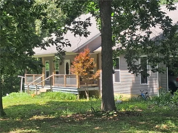 3466 E 1950th Ave, Beecher City, IL 62414