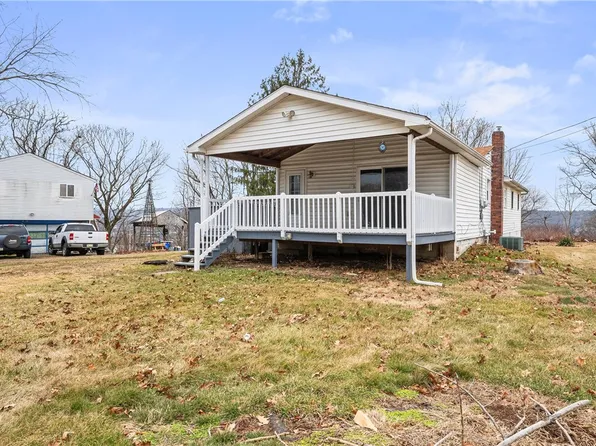 135 Shirley Dr, Monaca, PA 15061