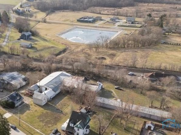 518 Providence St, Delta, OH 43515
