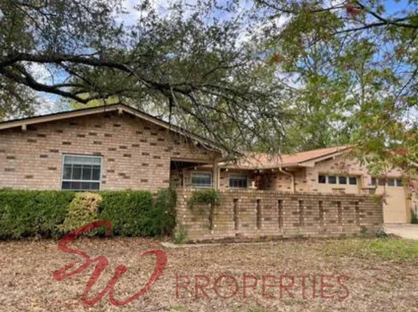 1210 N Cleveland Ave, Stephenville, TX 76401