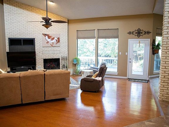 5th image of 7908 Woodharbor Dr