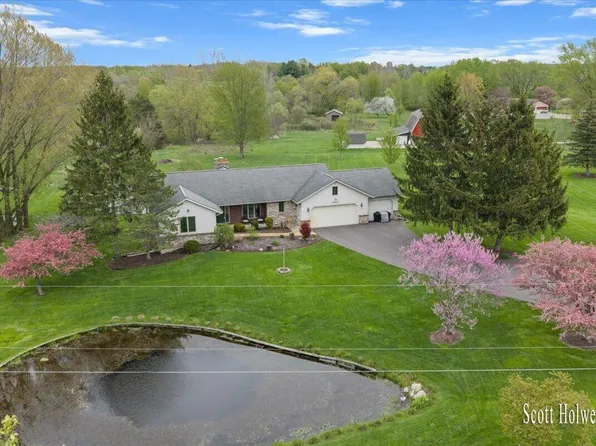 2901 84th St SE, Caledonia, MI 49316