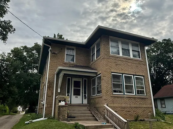 506 Caroline St, Peoria, IL 61603