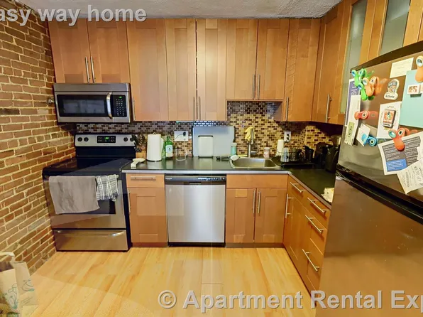 267 Main St APT 3, Charlestown, MA 02129