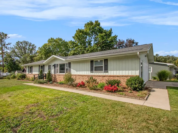 315 E Washington St, Berrien Springs, MI 49103