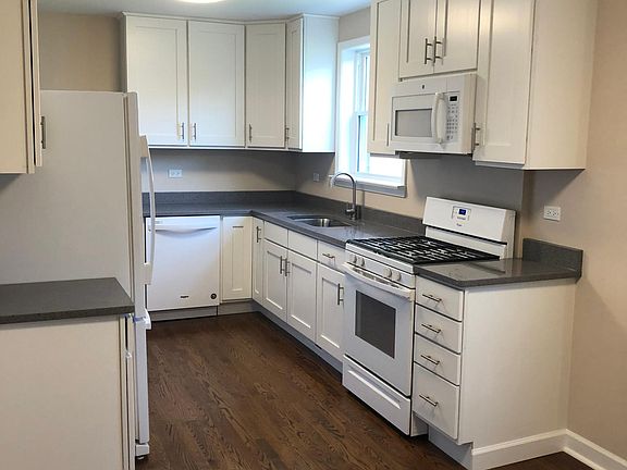 3rd image of 5111 N Newland Ave
