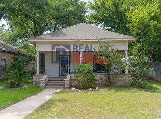 404 SW Barnard St, Glen Rose, TX 76043