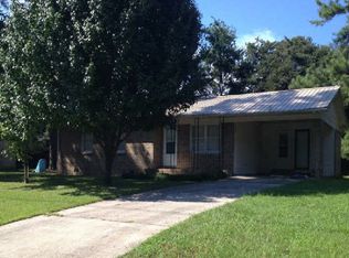 229 Hillside Dr, Anniston, AL 36206