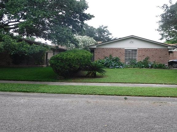 3rd image of 11606 Cripple Creek Dr