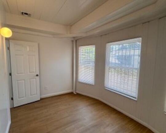 4th image of 1434 W 22nd St