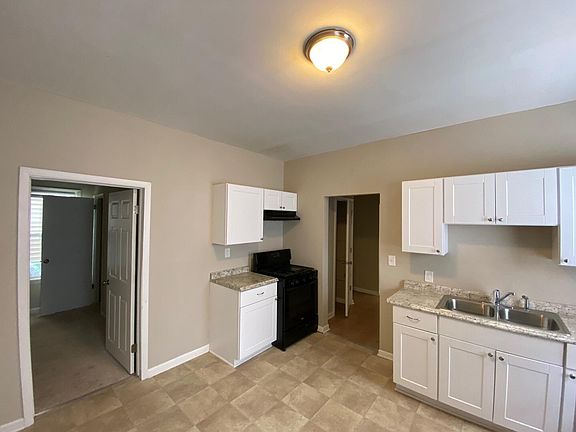 3rd image of 2319 N 44th St #2321