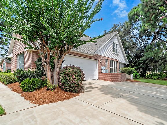 2nd image of 928 The Masters Blvd
