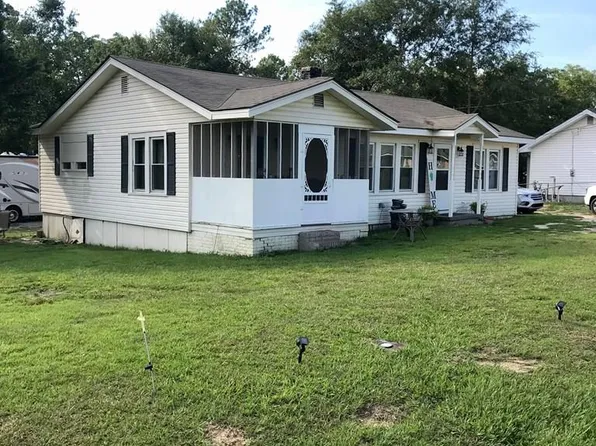 402 Belmont Ave, Tifton, GA 31794