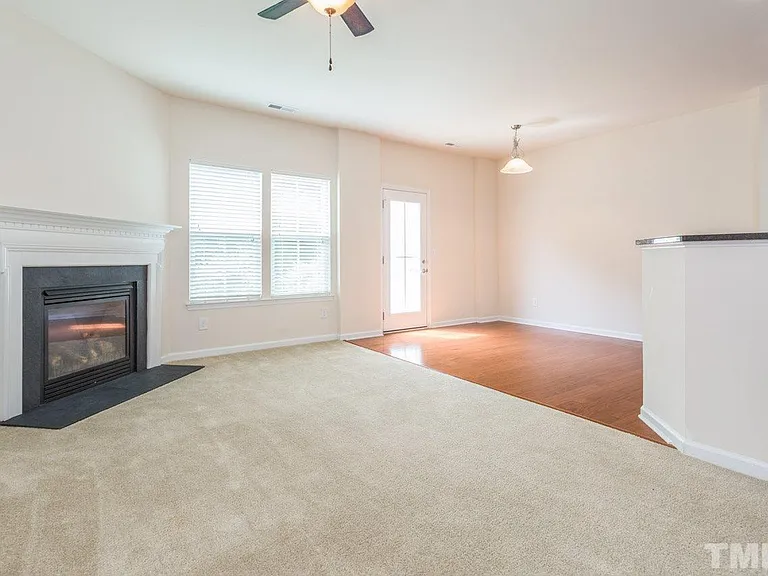 473 Panorama View Loop — Photo 7