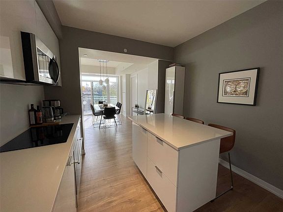 4th image of 223 Saint Clair Ave W Unit 303