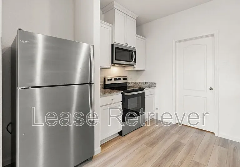 3461 Sina Ct — Photo 17