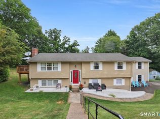 95 Lynn Dr, Meriden, CT 06451