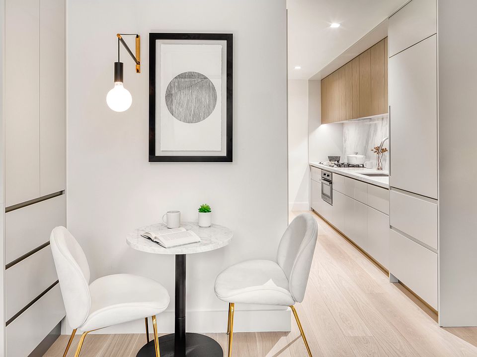 1st image of 208 Delancey St #3B