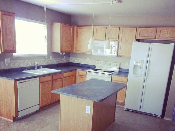 4th image of 7635 W Nicolet Ave