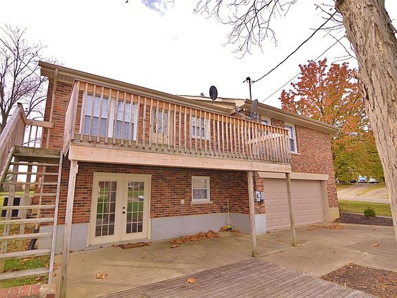 2nd image of 8872 Valley Circle Dr