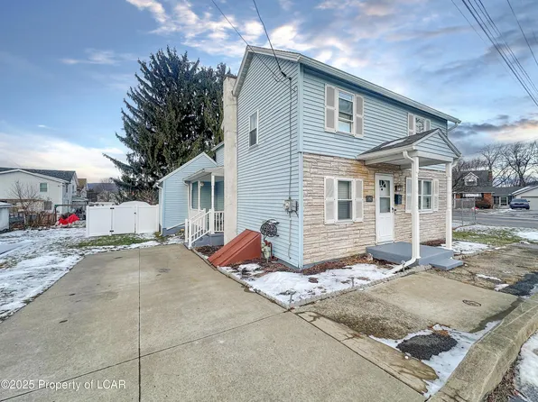 102 Powell Ave, Jessup, PA 18434