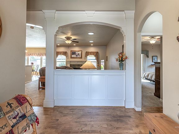 4th image of 9451 W Pebblestream Dr