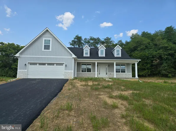 51 Tralee Way, Kearneysville, WV 25430