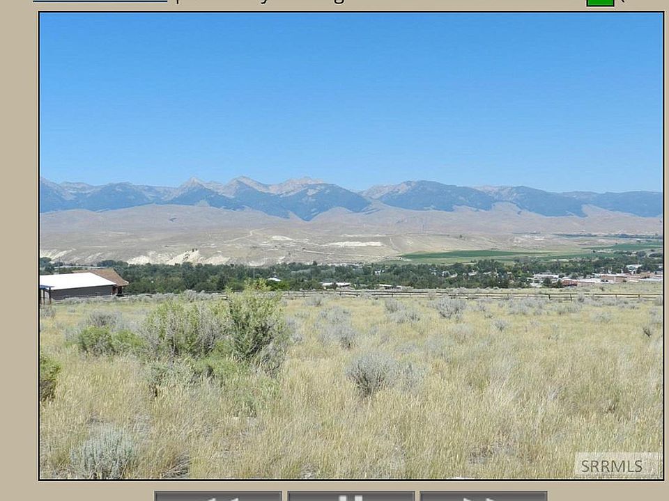 1st image of 9 Peak View Dr