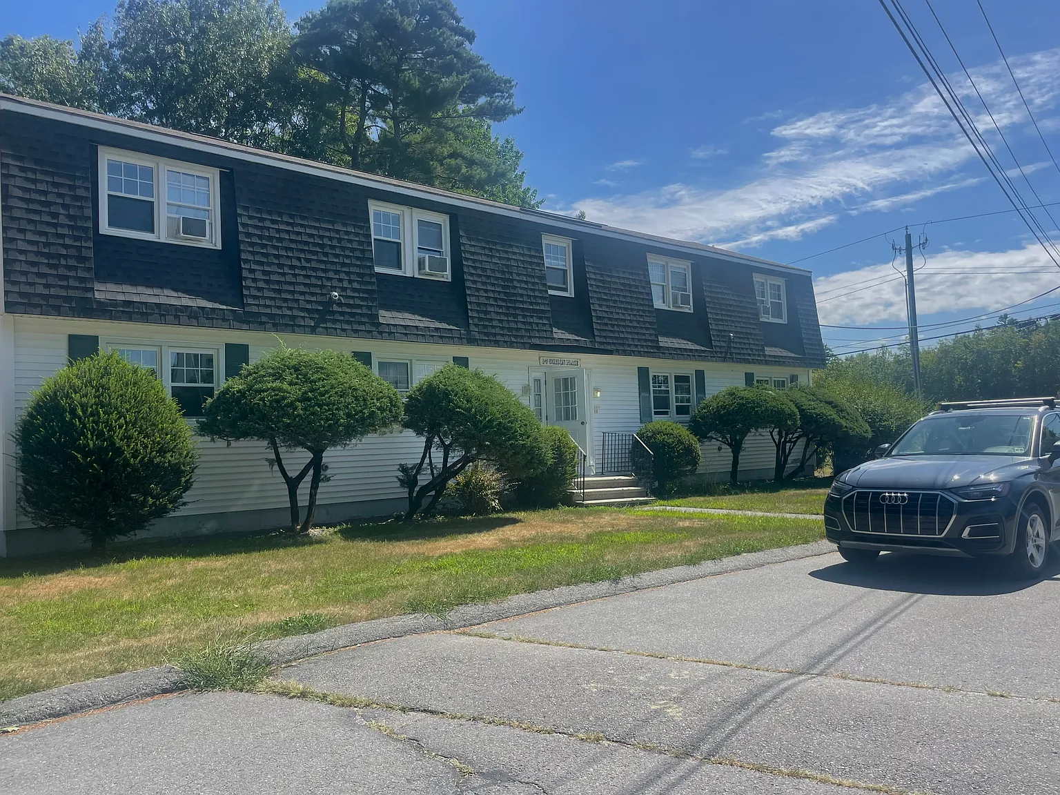 2 bed, 700 sqft, $1,800 — Photo 1