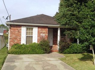 830 Mehle St, Arabi, LA 70032