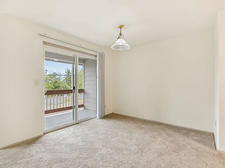 Wahanna Creek Apartments ~ Doney 26-1117DON — Photo 10