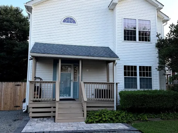 37424 1st St, Rehoboth Beach, DE 19971