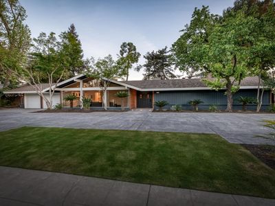 2511 W Barstow Ave, Fresno, CA, 93711