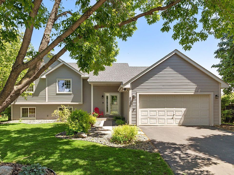 1st image of 8550 Rosewood Ct