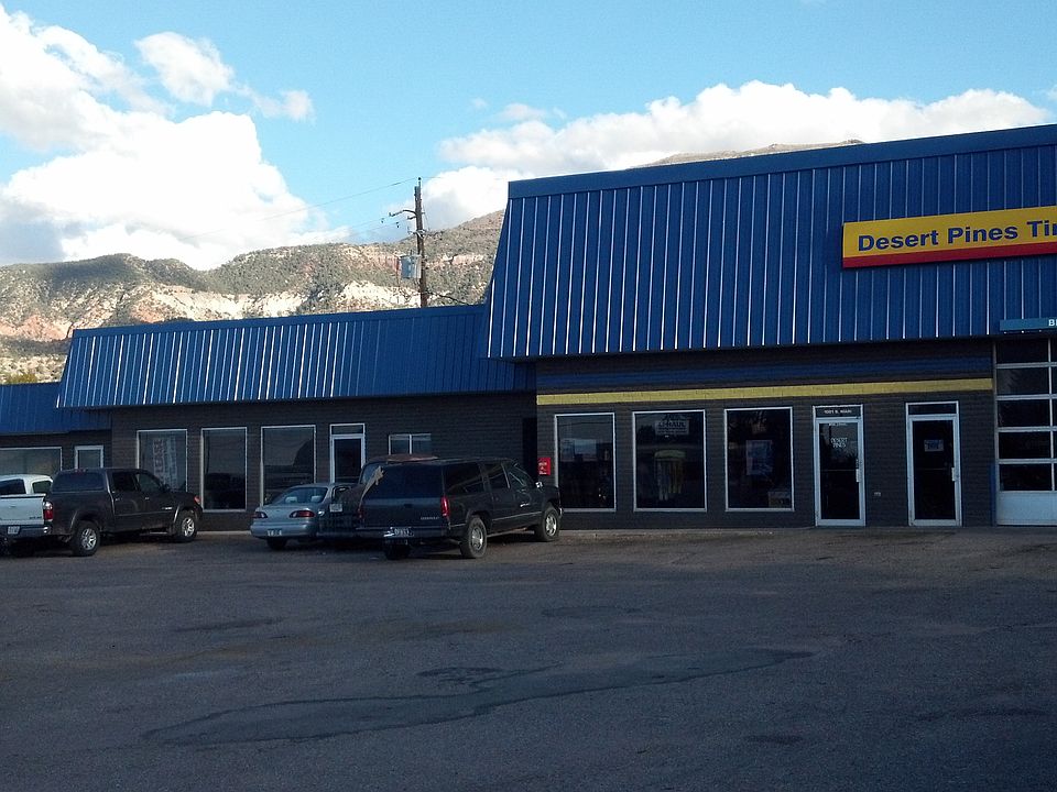 2nd image of 1001 S Main St