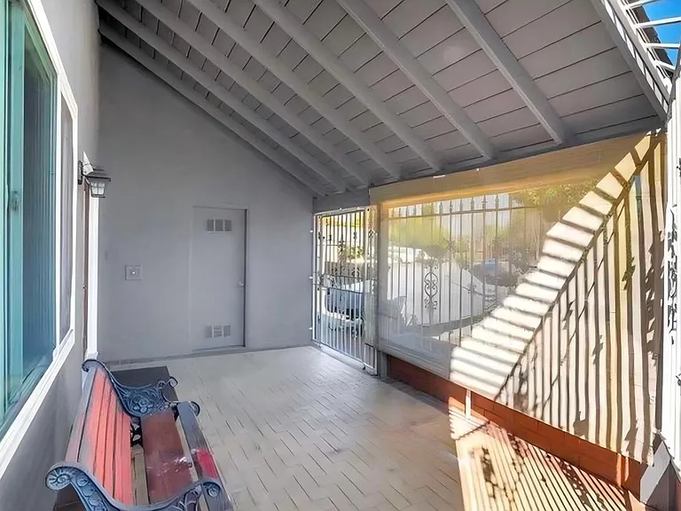 1181 Muriel Ct — Photo 3