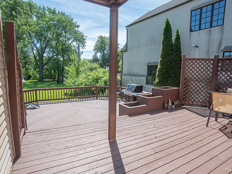 5525 S Washington St — Photo 19