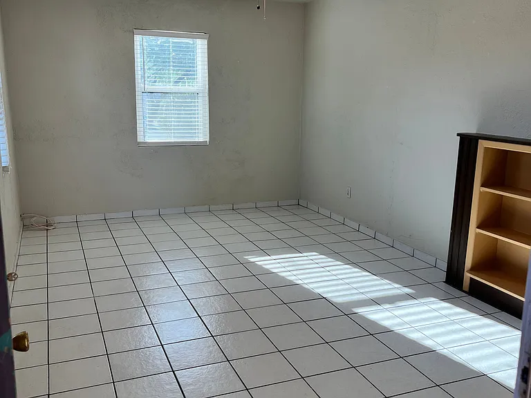2722 E Water St #2730 — Photo 7
