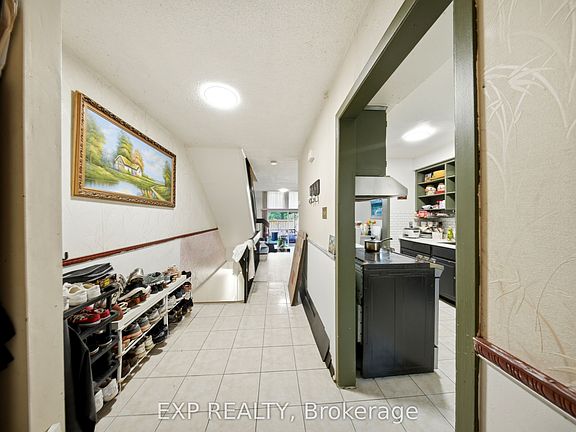 5th image of 275 Manse Rd #8