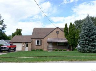 636 Beach Rd, Cheektowaga, NY 14225